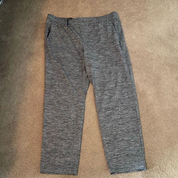 All in Motion sweatpants. Size XL. Color: multi ( blk/gray/wht) like new - Picture 1 of 4
